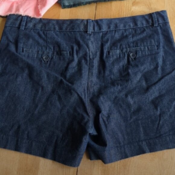Banana Republic jean short - Picture 2 of 3